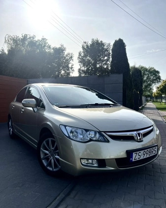 Honda Civic cena 26900 przebieg: 147500, rok produkcji 2008 z Łaskarzew małe 106